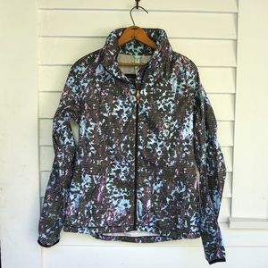 lululemon windbreaker, size 8